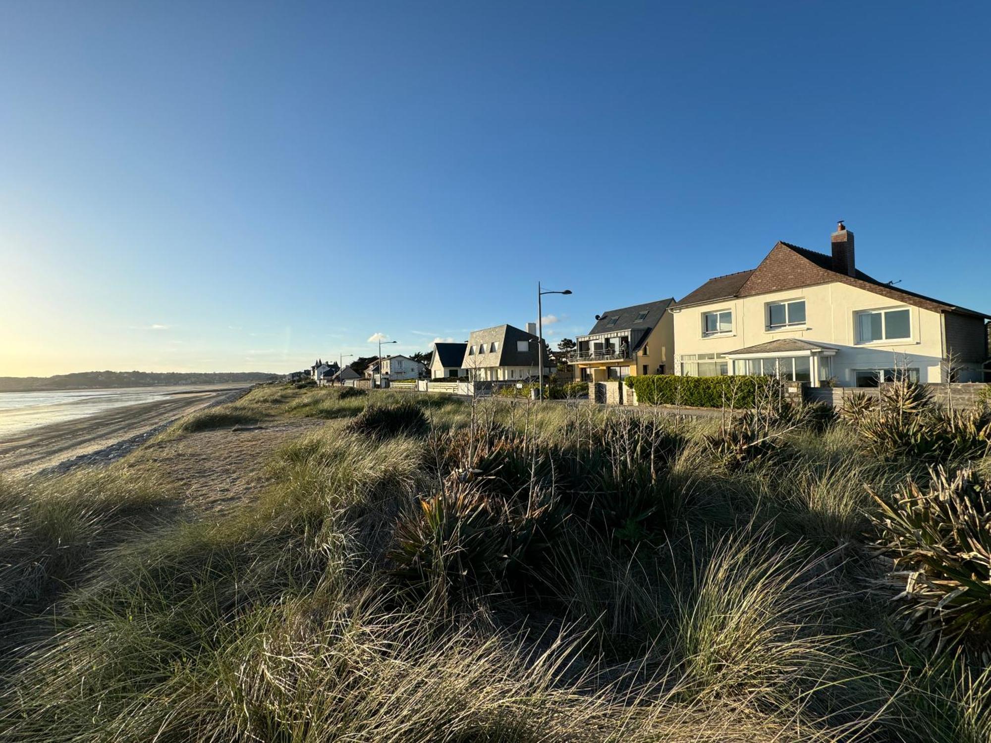 Villa Denise Grand Gite Barneville-Carteret Exterior photo